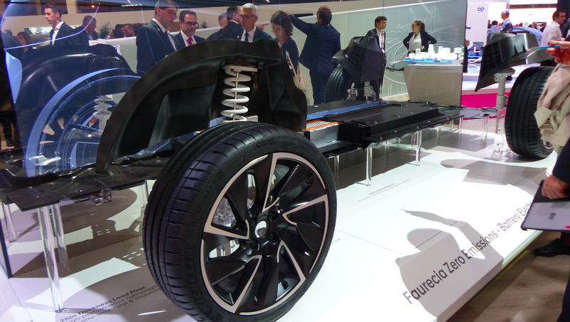 Illustration for article titled The Coolest Electrified Powertrain Tech I Found at the Paris Motor Show